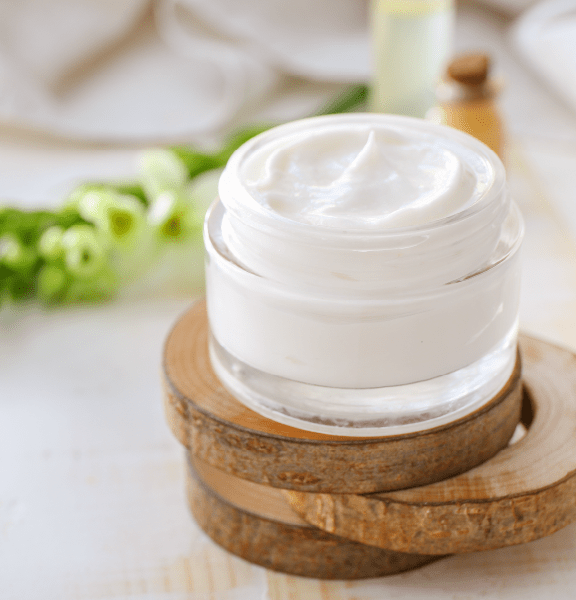 natural white label moisturiser